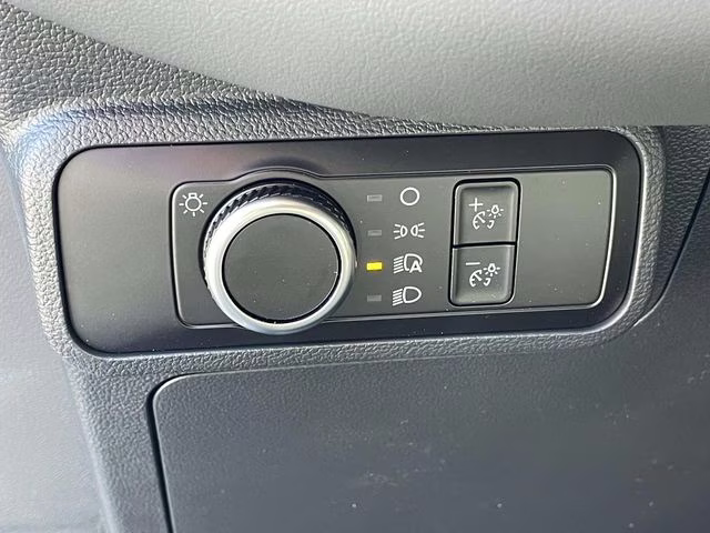 2026 White Ford Explorer Active RWD SUV