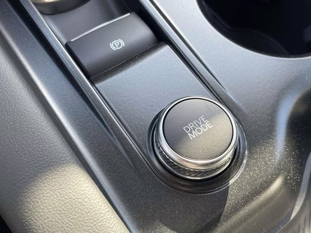 2026 White Ford Explorer Active RWD SUV