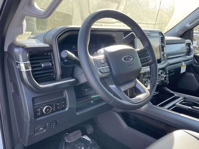 2026 Avalanche Ford Super Duty F-250 SRW Lariat 4X4 Truck