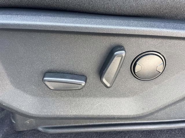 2026 Oxford White Ford F-150 XLT 4X4 Truck