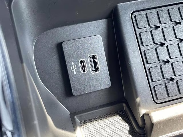 2026 Oxford White Ford F-150 XLT 4X4 Truck