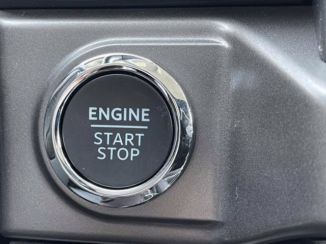 2026 Oxford White Ford F-150 XLT 4X4 Truck