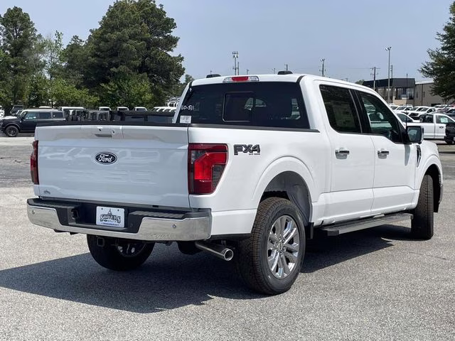 2026 Oxford White Ford F-150 XLT 4X4 Truck