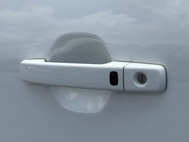 2025 Glacier White Nissan Frontier SV RWD Truck