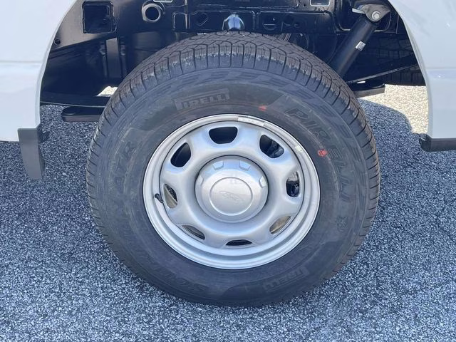 2026 Oxford White Ford F-150 XL 4X4 Truck