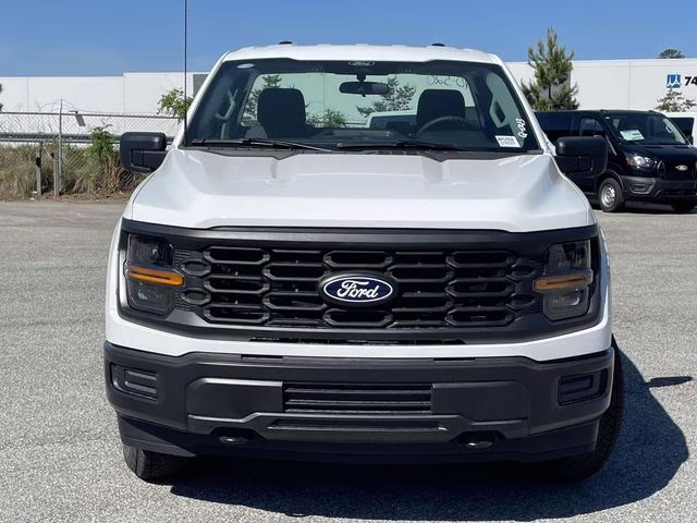 2026 Oxford White Ford F-150 XL 4X4 Truck