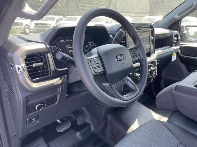 2026 Oxford White Ford F-150 XL 4X4 Truck