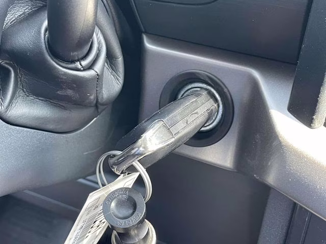 2026 Oxford White Ford F-150 XL 4X4 Truck