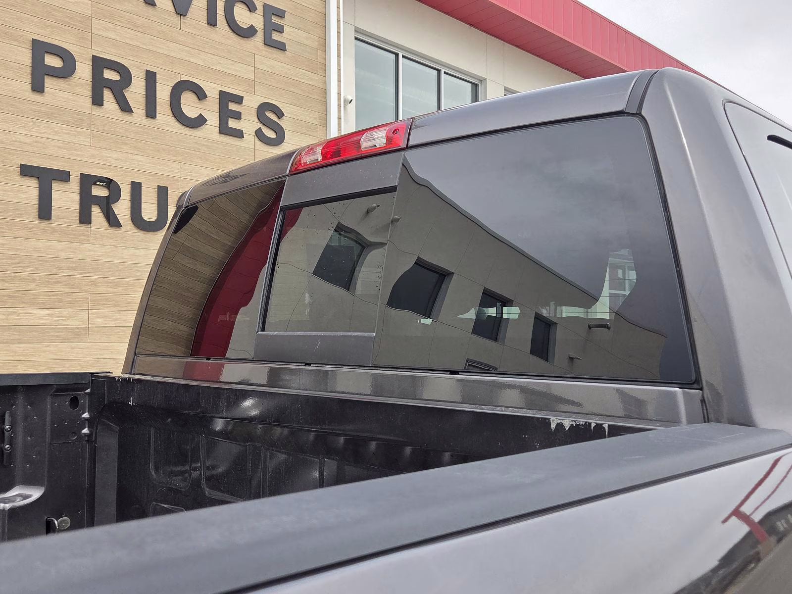 2026 Granite Crystal Metallic Clearcoat Ram 2500 Laramie 4X4 Truck