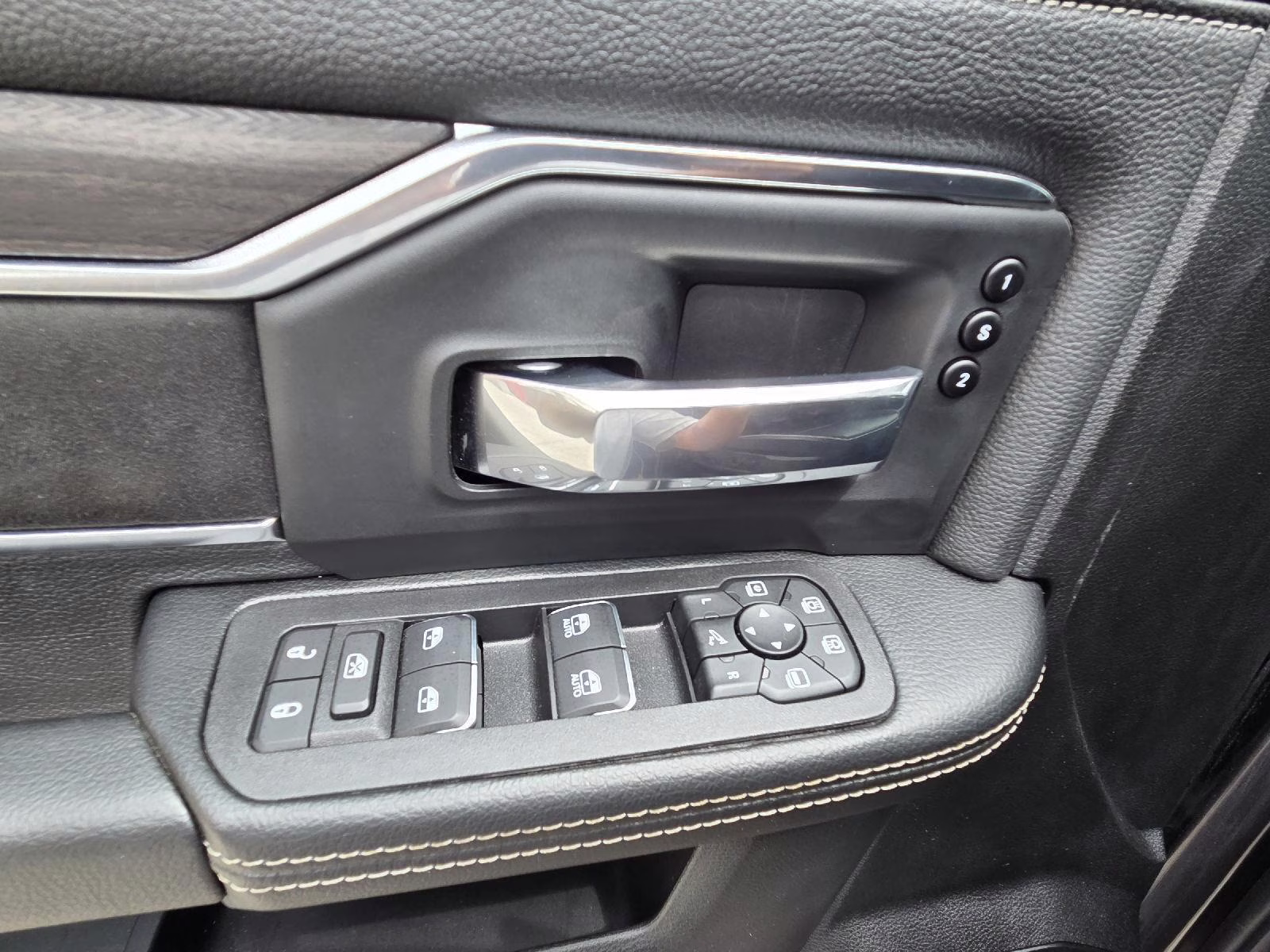 2026 Granite Crystal Metallic Clearcoat Ram 2500 Laramie 4X4 Truck