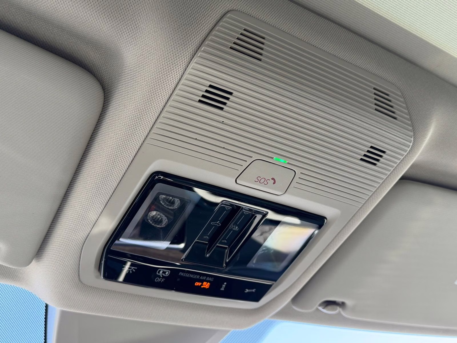 2024 White Volkswagen Atlas 2.0T SEL Premium R-Line AWD SUV