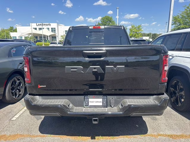 2026 Diamond Black Crystal Pearlcoat Ram 1500 Express RWD Truck