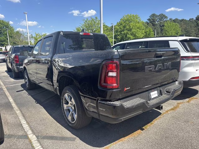 2026 Diamond Black Crystal Pearlcoat Ram 1500 Express RWD Truck