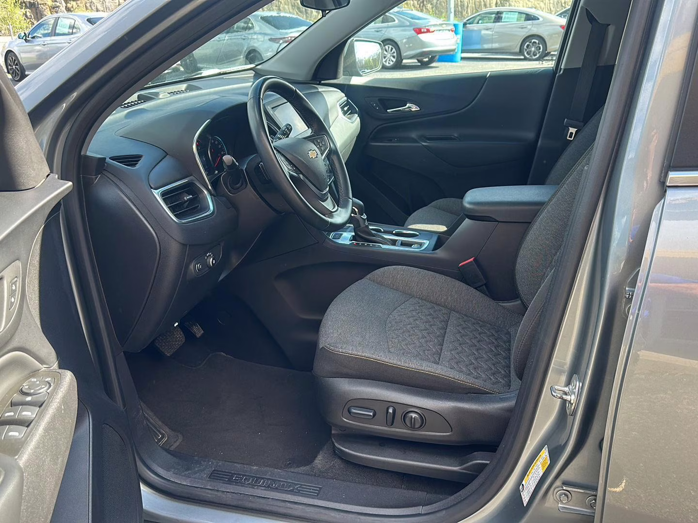 2024 Sterling Gray Metallic Chevrolet Equinox LT AWD SUV