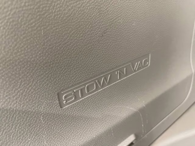 2021 Granite Crystal Metallic Clearcoat Chrysler Pacifica Limited AWD Van