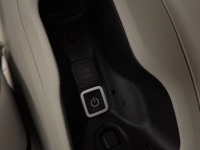 2021 Granite Crystal Metallic Clearcoat Chrysler Pacifica Limited AWD Van