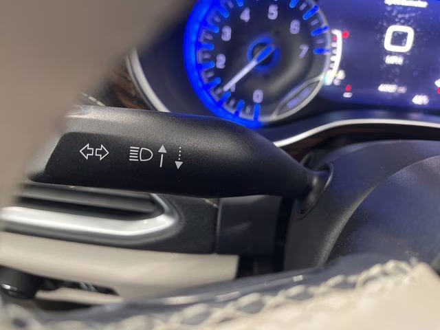 2021 Granite Crystal Metallic Clearcoat Chrysler Pacifica Limited AWD Van