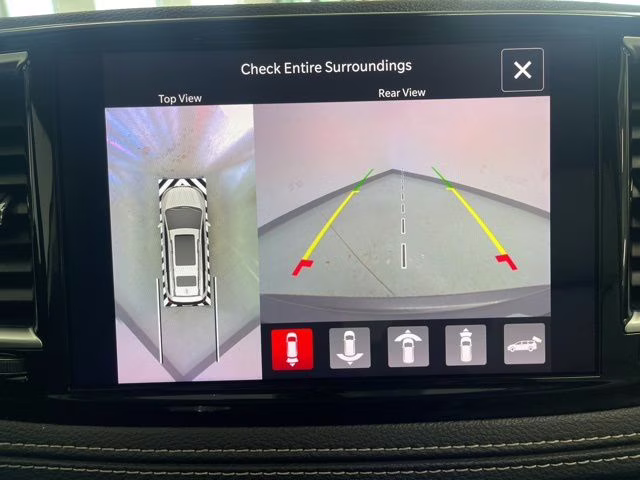 2021 Granite Crystal Metallic Clearcoat Chrysler Pacifica Limited AWD Van