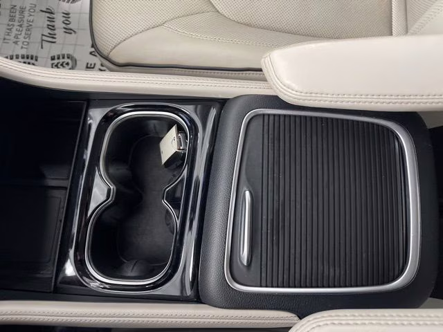 2021 Granite Crystal Metallic Clearcoat Chrysler Pacifica Limited AWD Van