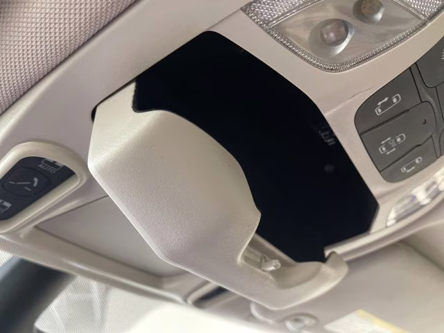 2021 Ceramic Gray Clearcoat Chrysler Pacifica Limited AWD Van