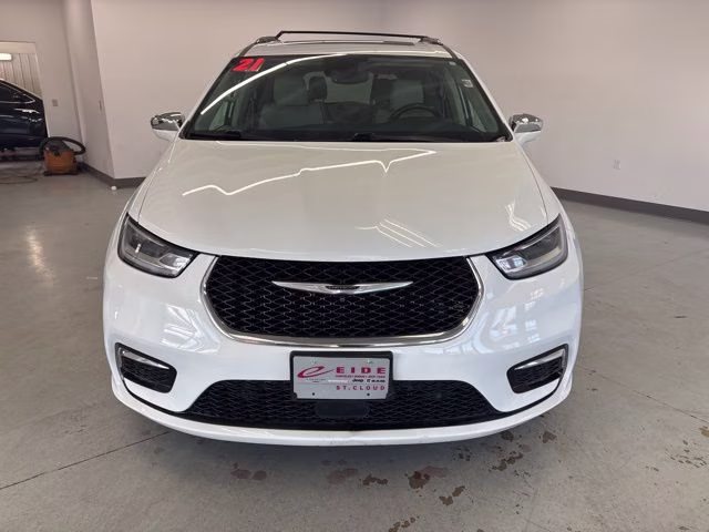 Used 2021 Chrysler Pacifica Limited with VIN 2C4RC3GG5MR594874 for sale in Waite Park, Minnesota