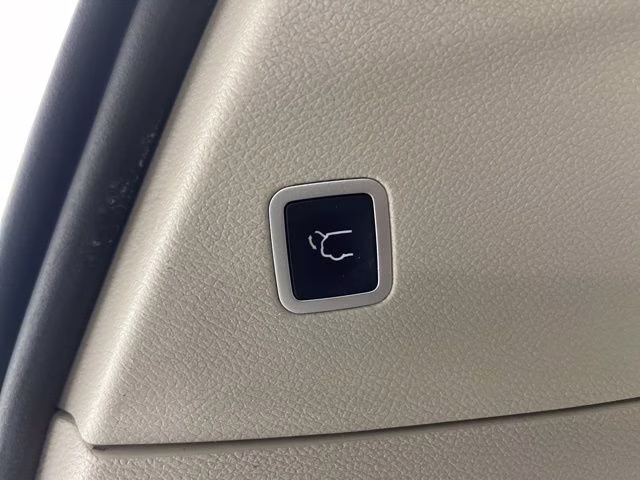 2021 Ceramic Gray Clearcoat Chrysler Pacifica Limited AWD Van