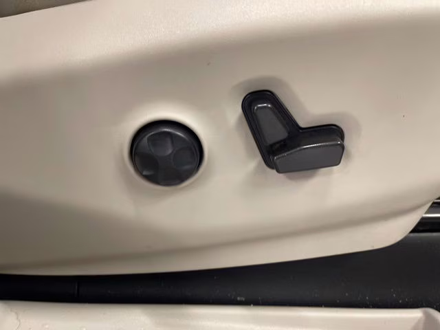 2021 Ceramic Gray Clearcoat Chrysler Pacifica Limited AWD Van