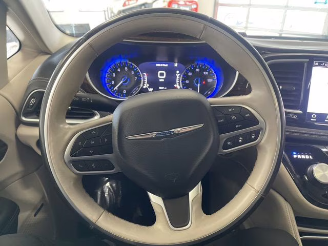 2021 Ceramic Gray Clearcoat Chrysler Pacifica Limited AWD Van