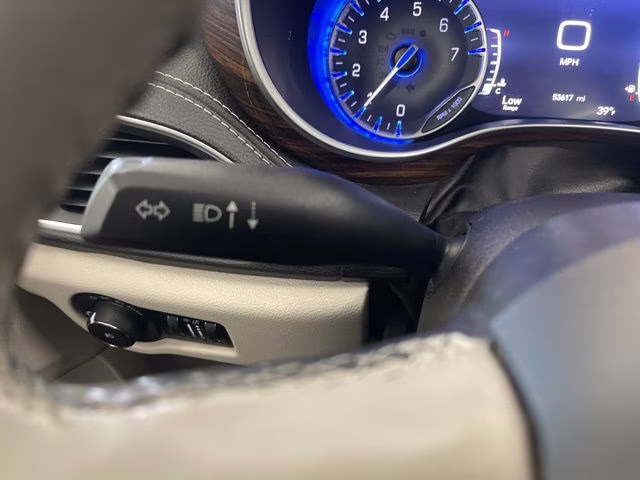 2021 Ceramic Gray Clearcoat Chrysler Pacifica Limited AWD Van