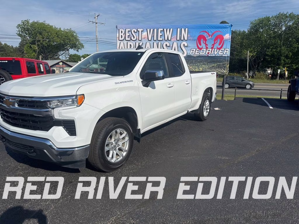 2023 Summit White Chevrolet Silverado LT 4X4 Truck