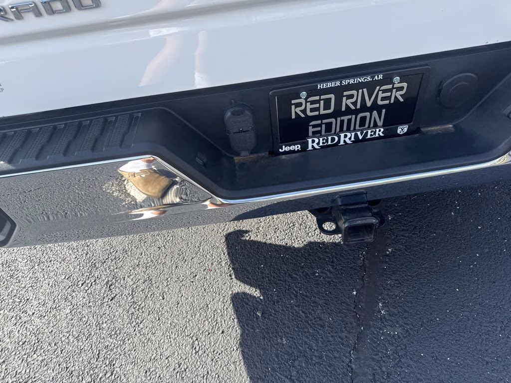 2023 Summit White Chevrolet Silverado LT 4X4 Truck