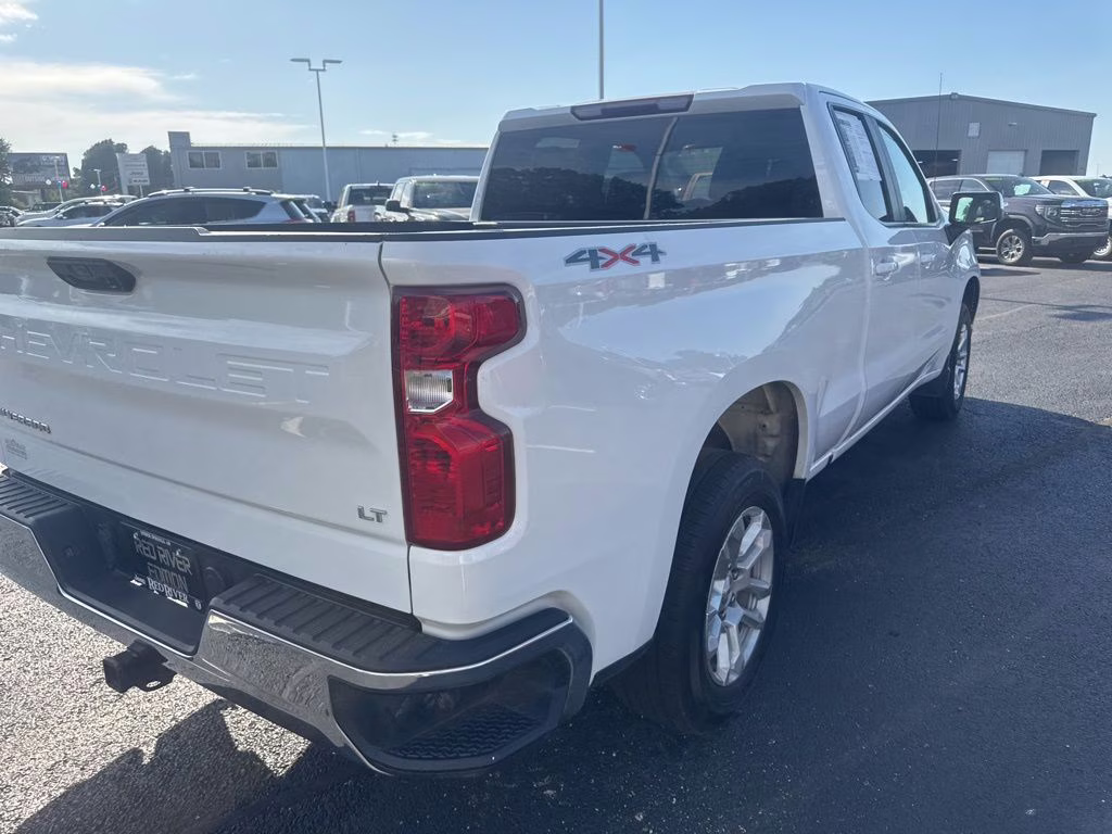 2023 Summit White Chevrolet Silverado LT 4X4 Truck