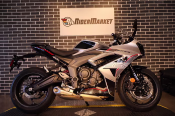 2026 Triumph Daytona 660 Motorcycle
