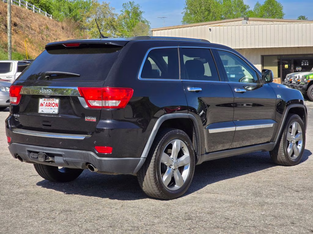 2013 Brilliant Black Crystal Pearlcoat Jeep Grand Cherokee Overland 4X4 SUV