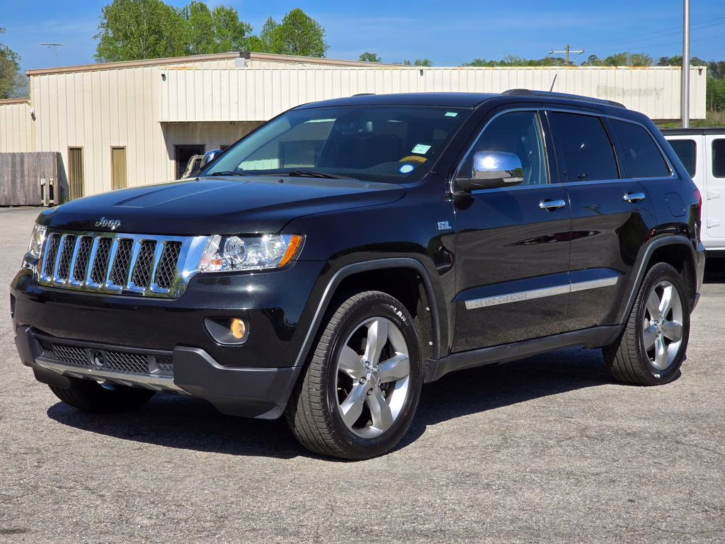 2013 Brilliant Black Crystal Pearlcoat Jeep Grand Cherokee Overland 4X4 SUV