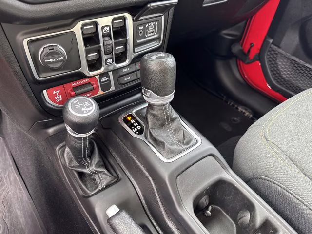 2025 Firecracker Red Clearcoat Jeep Wrangler 4xe 4X4 Convertible