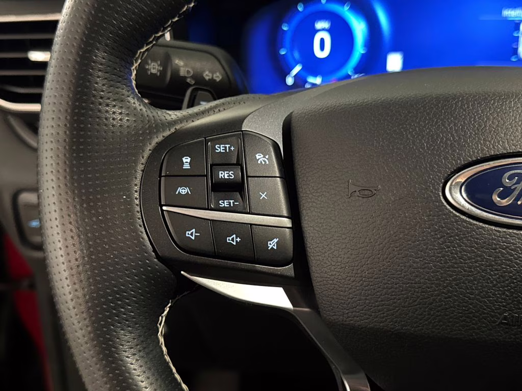 2020 Rapid Red Metallic Tinted Clearcoat Ford Explorer ST 4X4 SUV