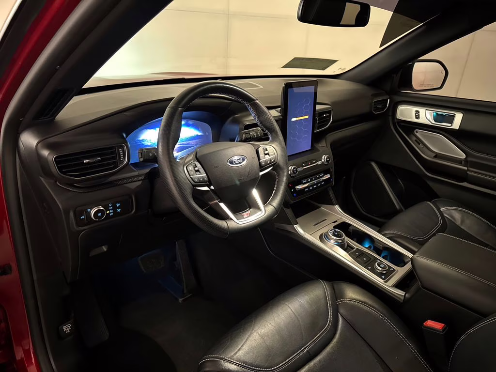 2020 Rapid Red Metallic Tinted Clearcoat Ford Explorer ST 4X4 SUV