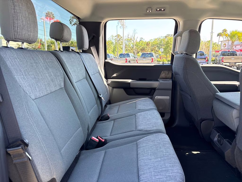 2026 Blue Ford Super Duty F-250 SRW XLT 4X4 Truck