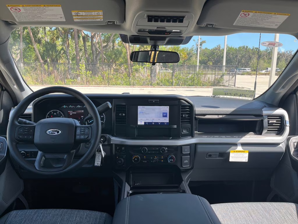 2026 Avalanche Ford Super Duty F-350 DRW XLT 4X4 Truck