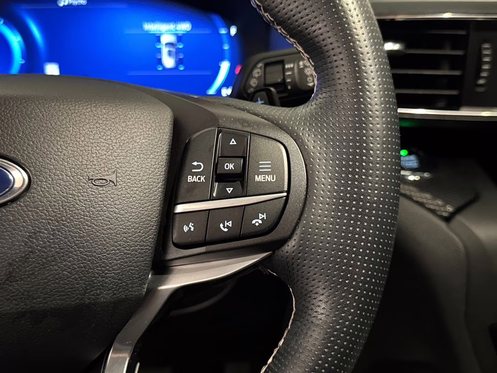 2020 Rapid Red Metallic Tinted Clearcoat Ford Explorer ST 4X4 SUV