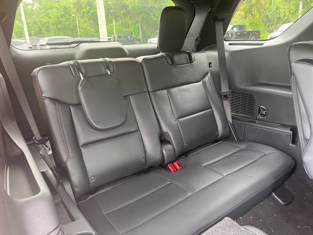 2026 White Ford Explorer ST 4X4 SUV