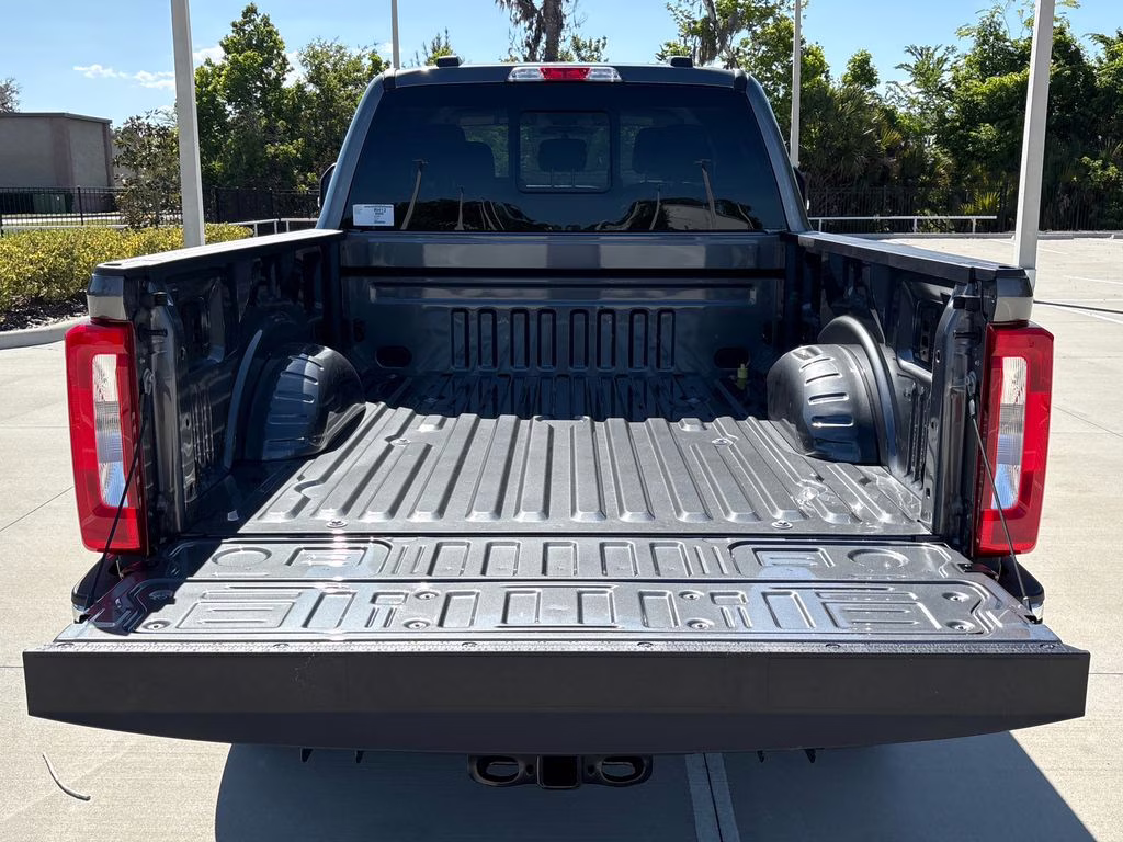 2026 Carbonized Gray Metallic Ford Super Duty F-250 SRW XLT 4X4 Truck