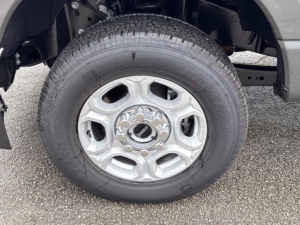 2026 Gray Metallic Ford Super Duty F-250 SRW XLT 4X4 Truck