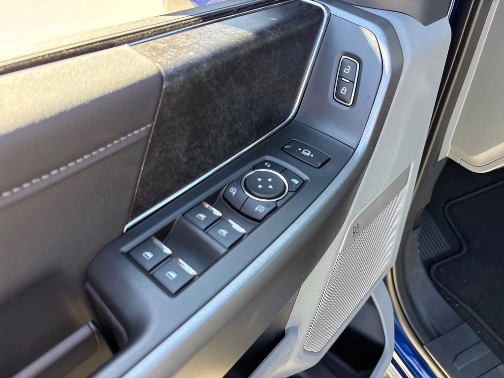 2026 Blue Ford Super Duty F-250 SRW XLT 4X4 Truck