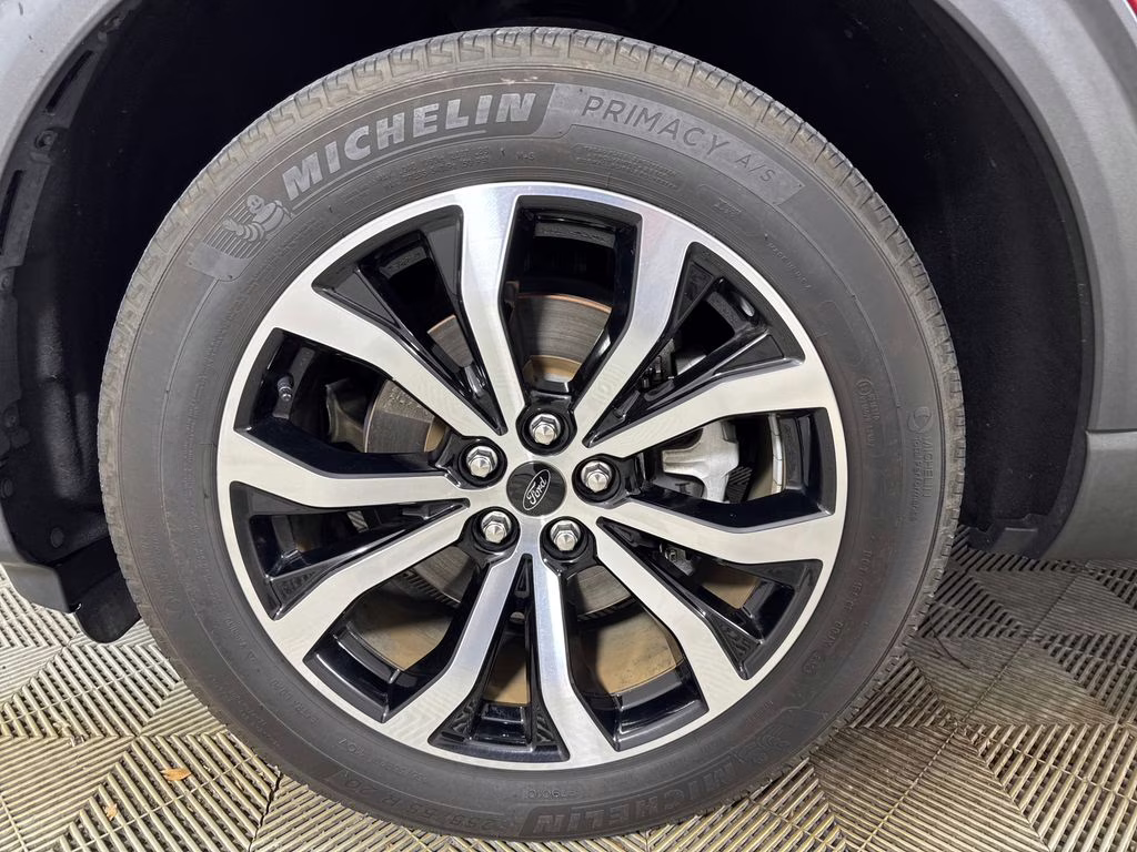 2020 Rapid Red Metallic Tinted Clearcoat Ford Explorer ST 4X4 SUV