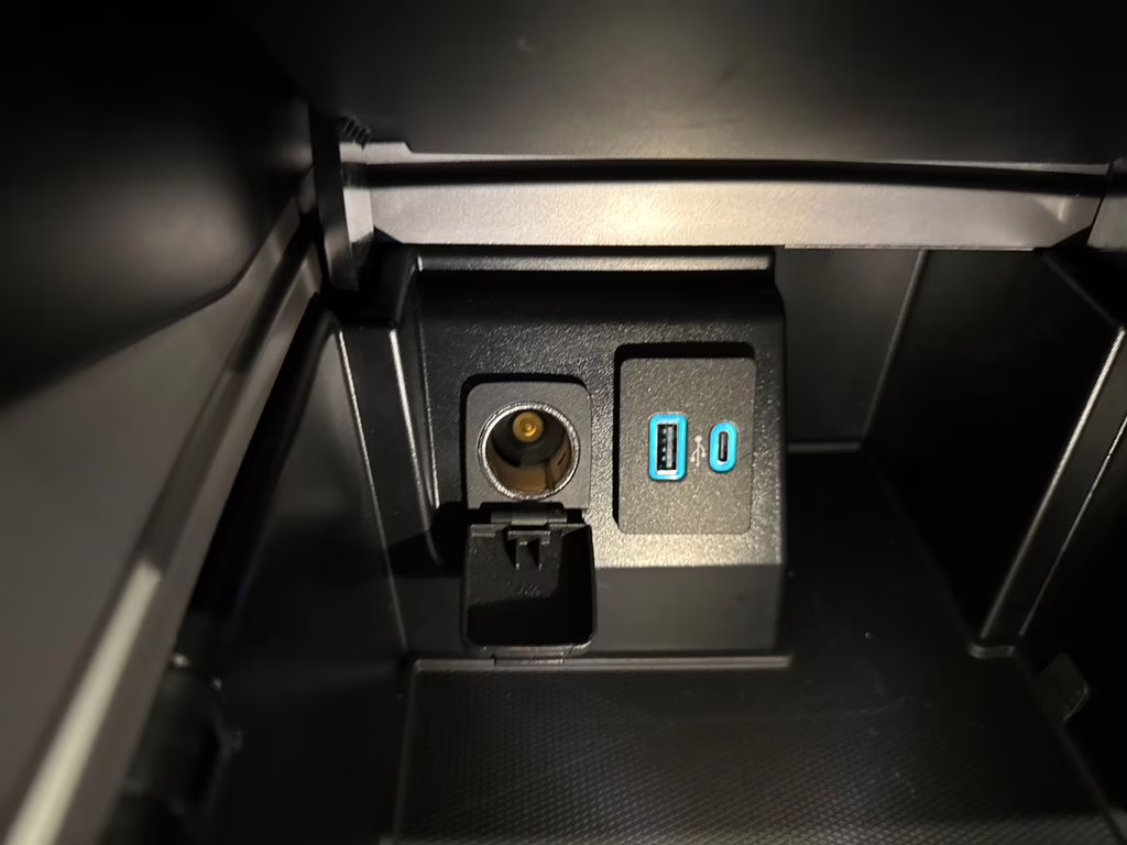 2020 Rapid Red Metallic Tinted Clearcoat Ford Explorer ST 4X4 SUV