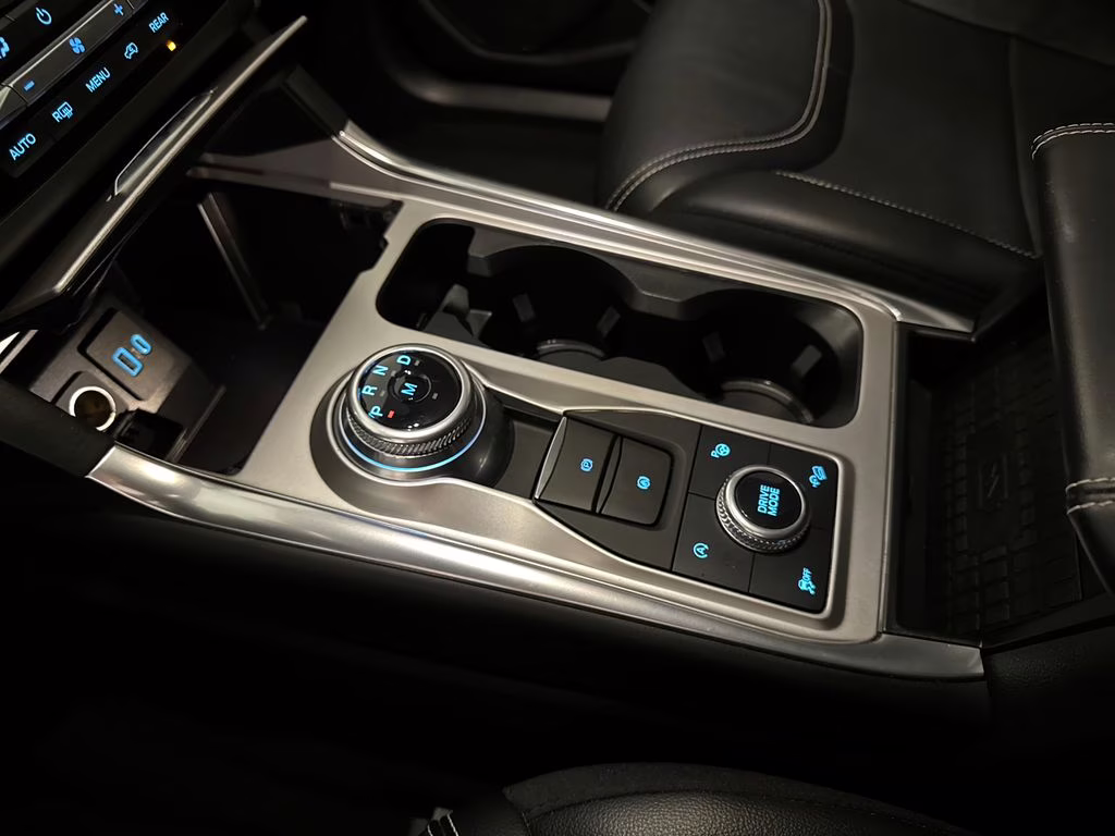 2020 Rapid Red Metallic Tinted Clearcoat Ford Explorer ST 4X4 SUV