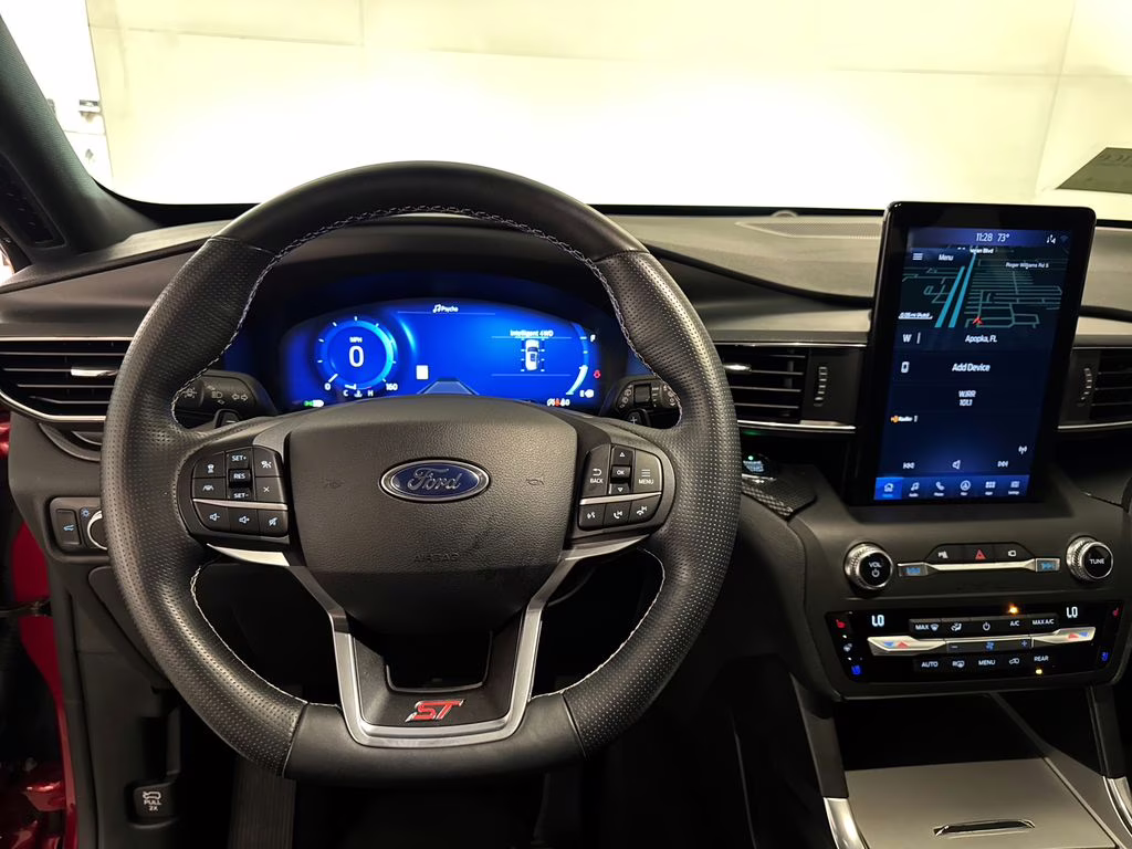 2020 Rapid Red Metallic Tinted Clearcoat Ford Explorer ST 4X4 SUV