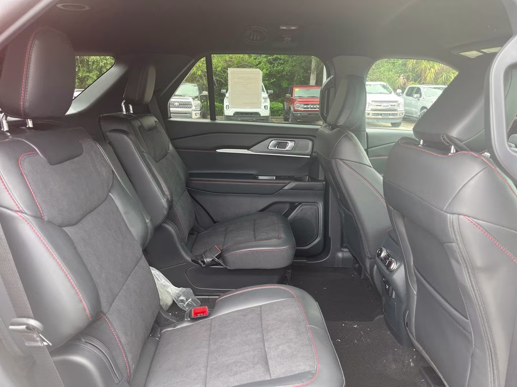 2026 White Ford Explorer ST 4X4 SUV